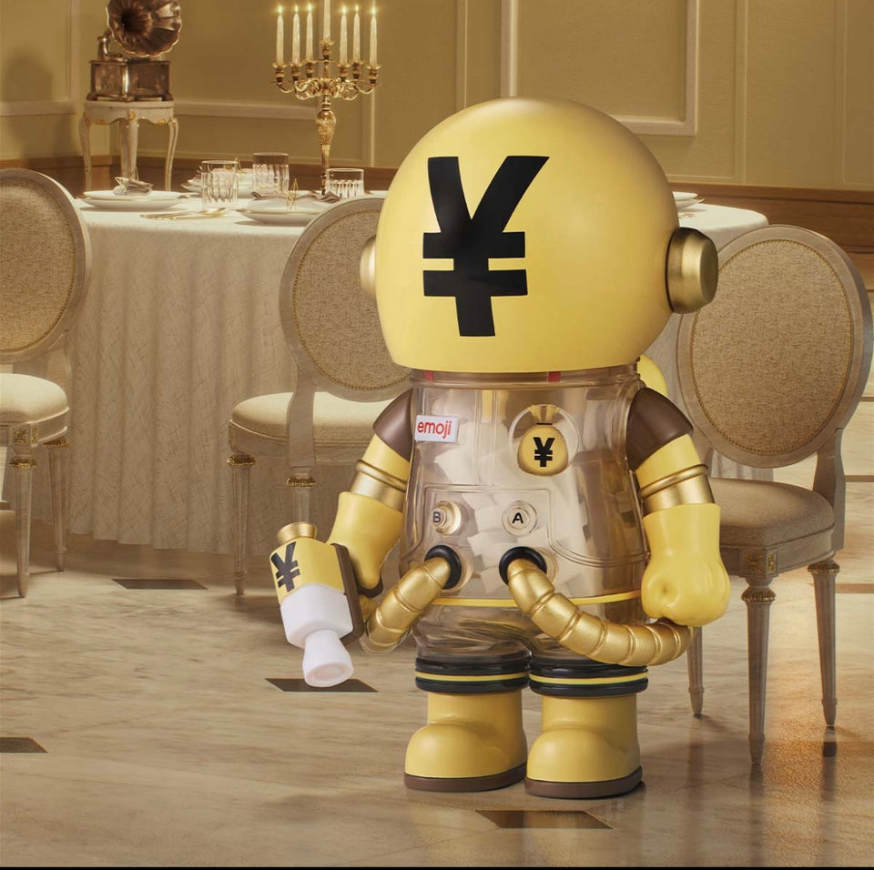 MEGA SPACE MOLLY 100% × emoji™ Series